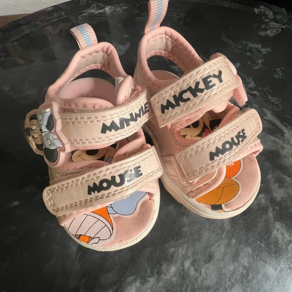 N/A minnie mickey